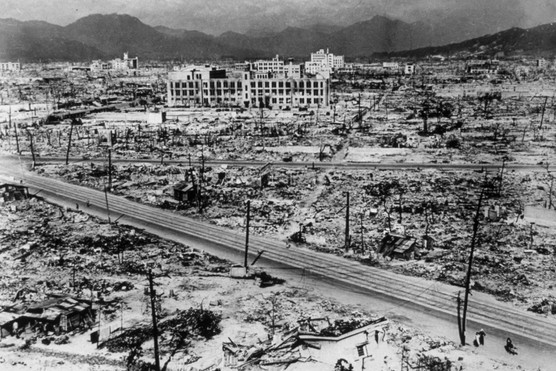 Atomic bomb damage in the city of Hiroshima, 1945